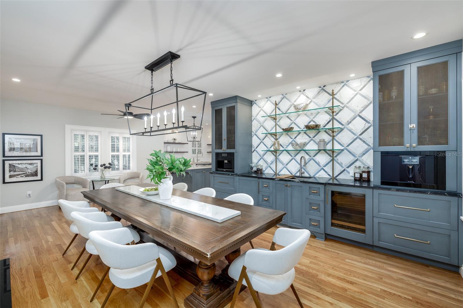 TB8467265 Property Photo