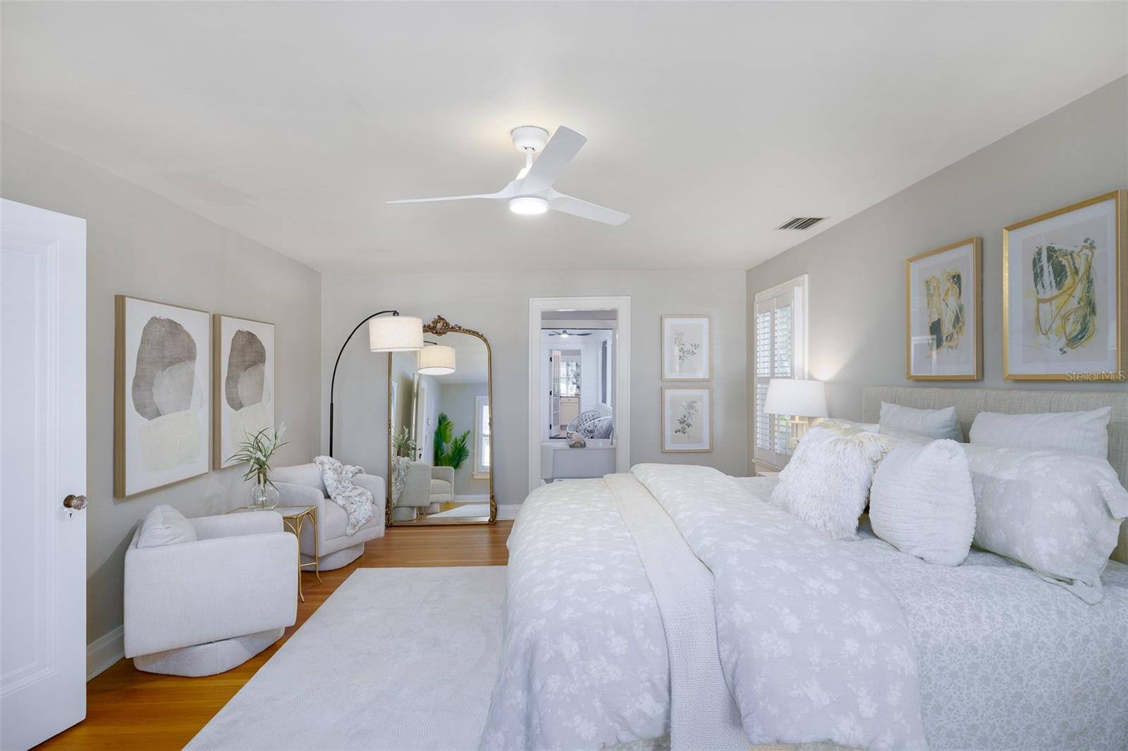 TB8467265 Property Photo