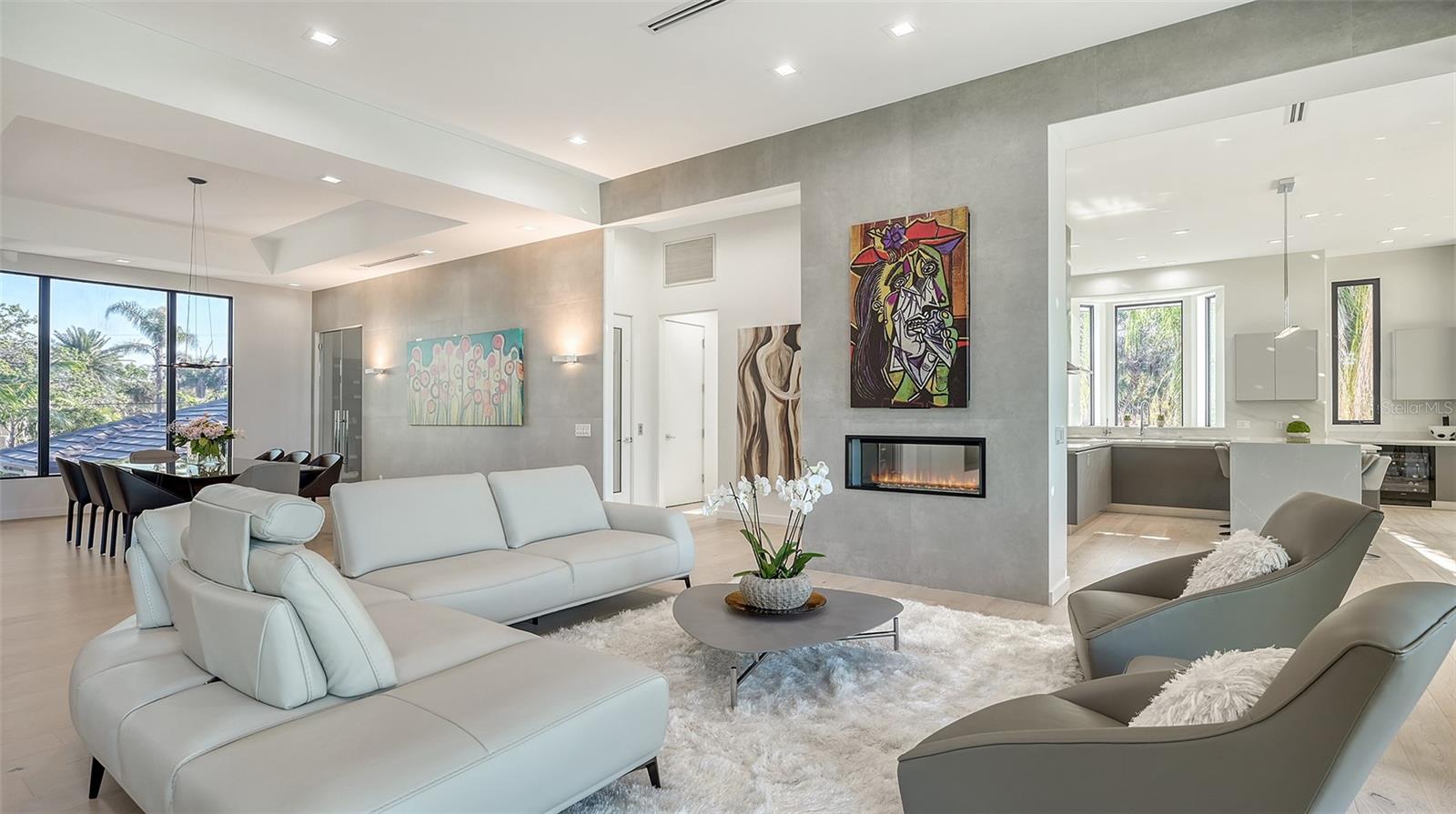 A4679306 Property Photo