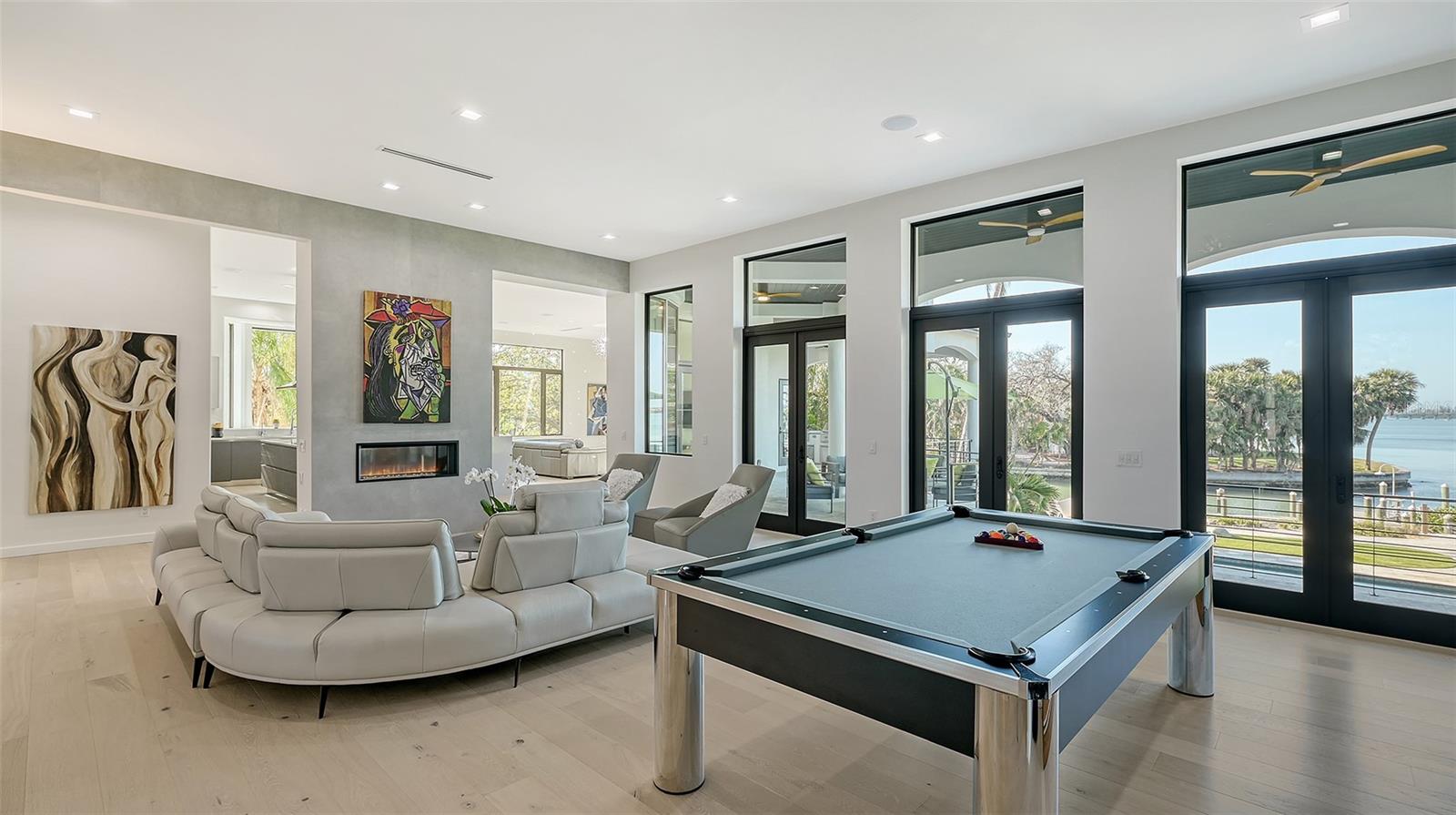 A4679306 Property Photo