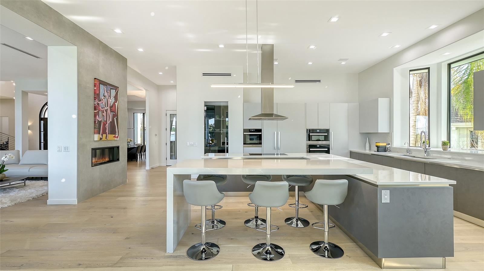 A4679306 Property Photo