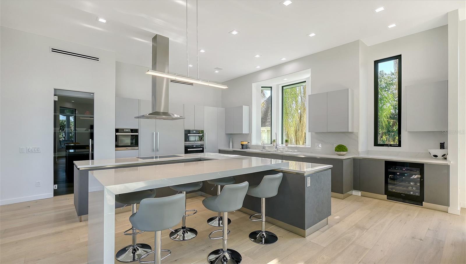 A4679306 Property Photo