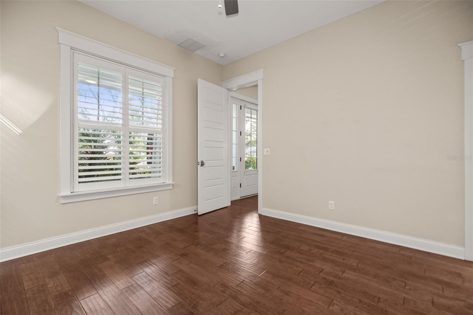 Bedroom on 1st Floor Or Office Space