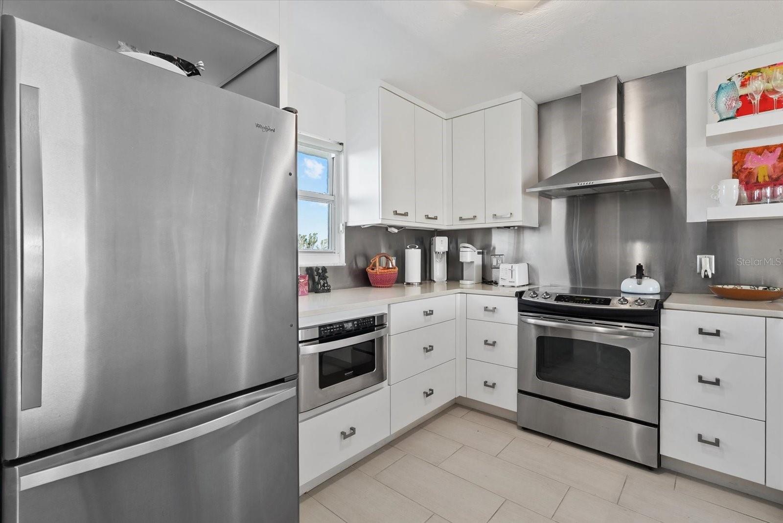 9393 MIDNIGHT PASS RD #606, SARASOTA, FL, 34242