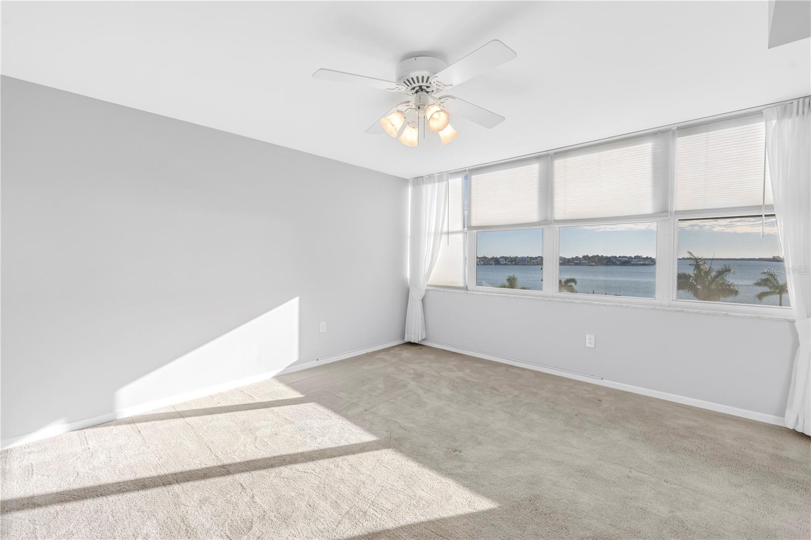 5108 BRITTANY DR S #405, ST PETERSBURG, FL, 33715