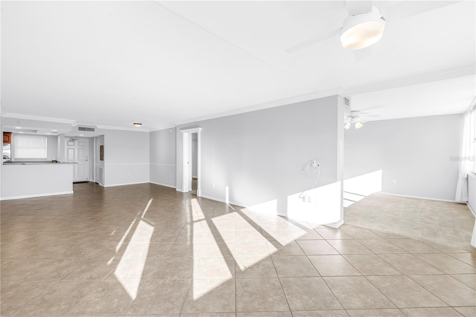 5108 BRITTANY DR S #405, ST PETERSBURG, FL, 33715