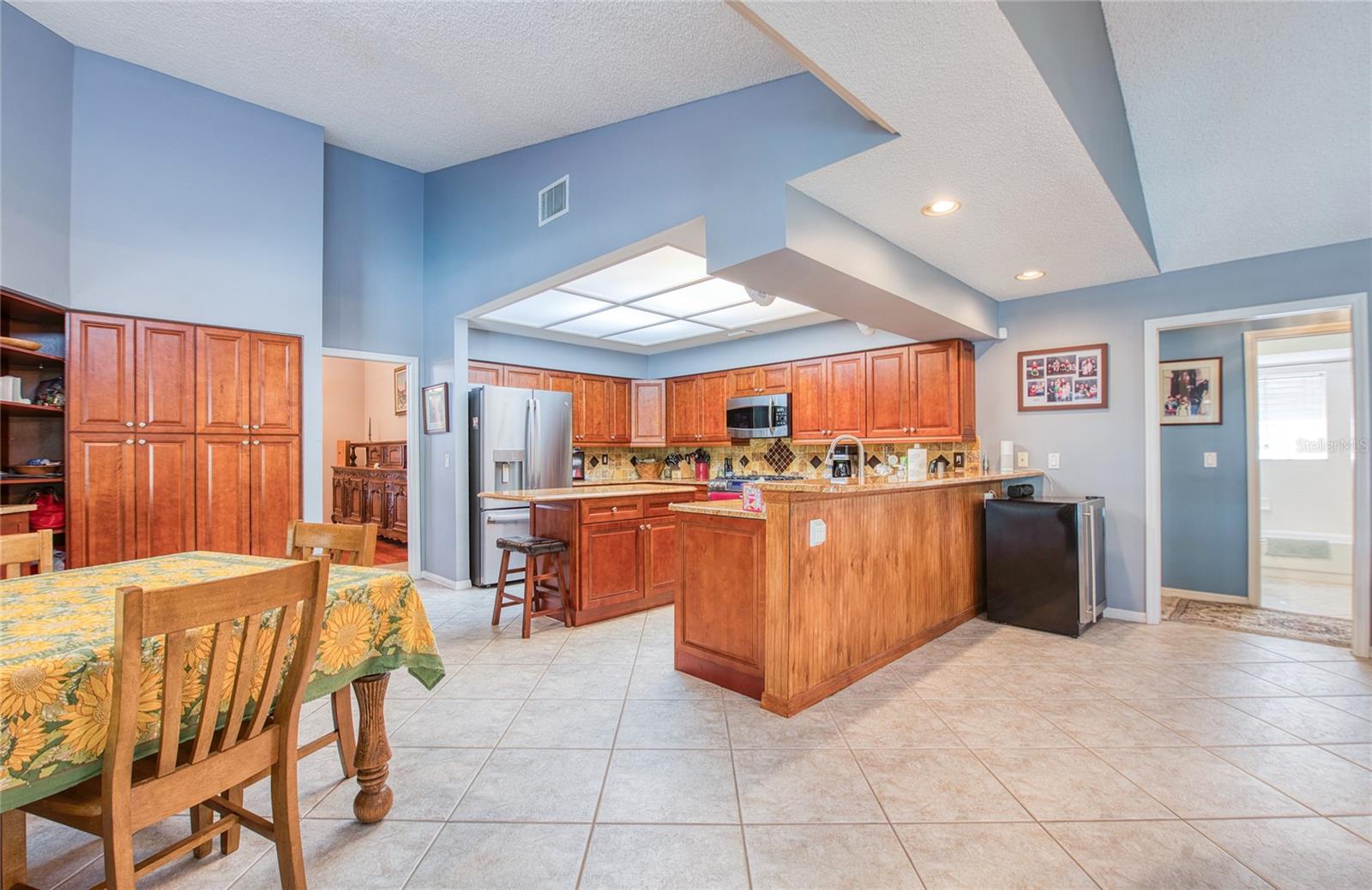 4901 HALLSTEAD WAY, TAMPA, FL, 33647