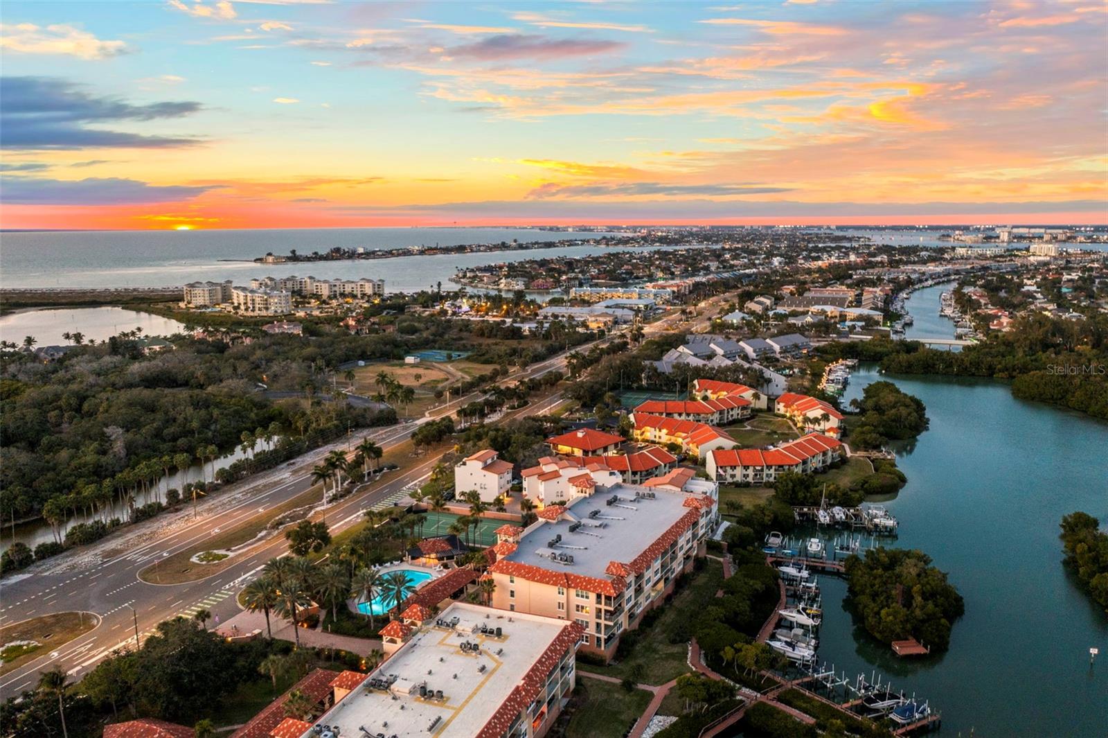 1645 PINELLAS BAYWAY S #B2, ST PETERSBURG, FL, 33715