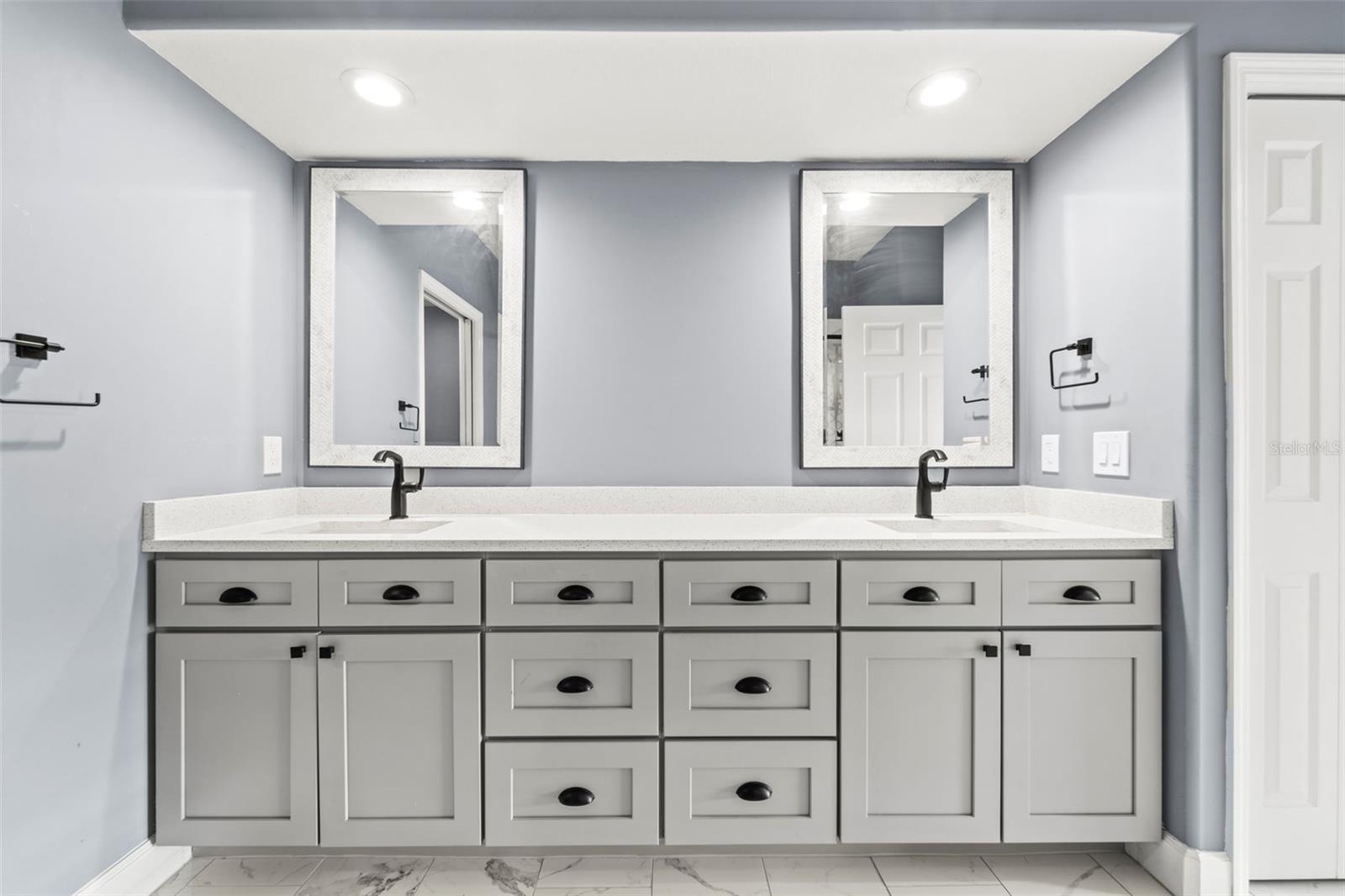 1645 PINELLAS BAYWAY S #B2, ST PETERSBURG, FL, 33715