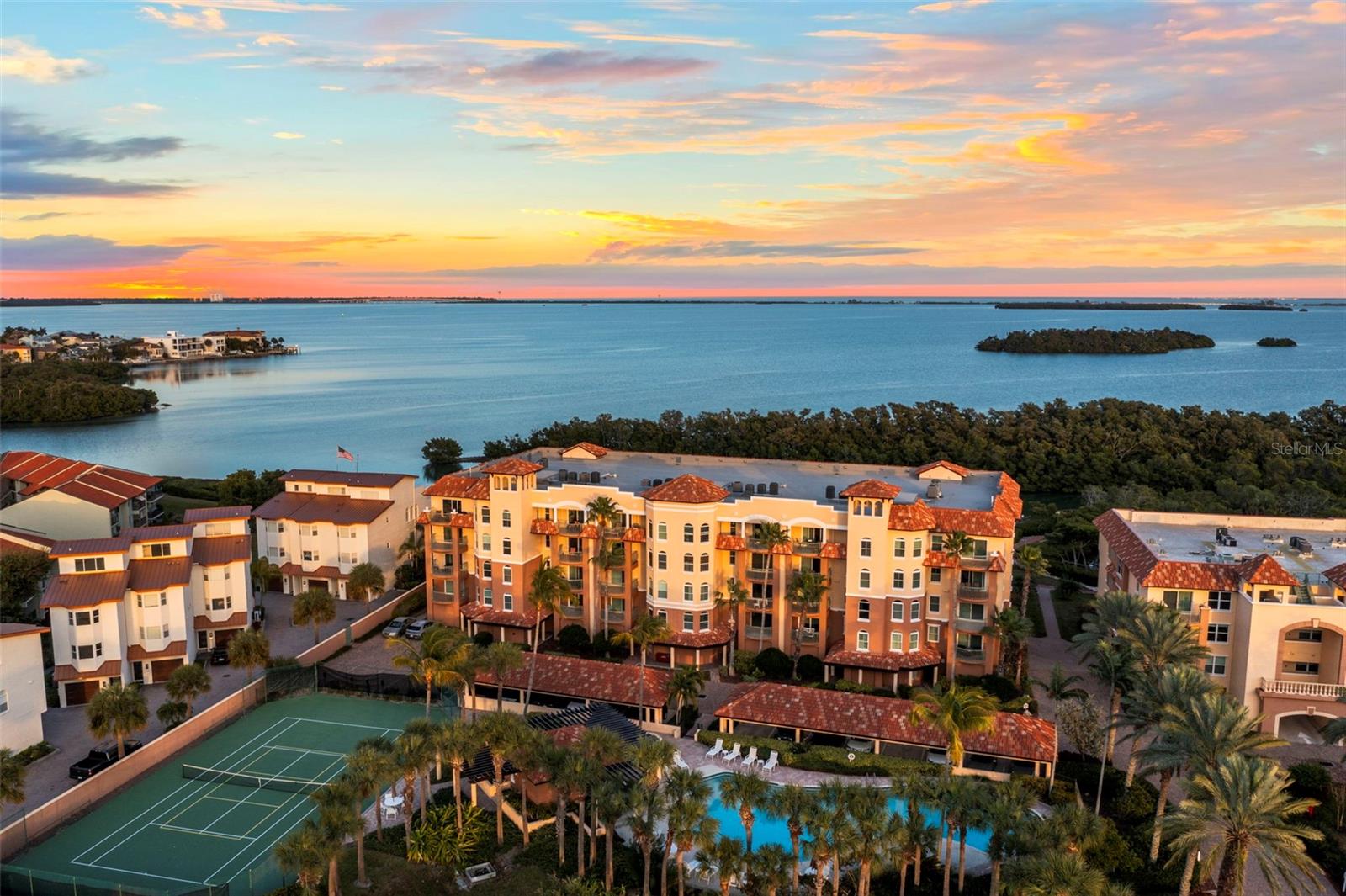 1645 PINELLAS BAYWAY S #B2, ST PETERSBURG, FL, 33715