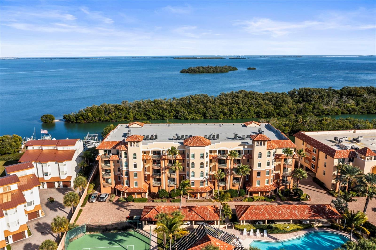 1645 PINELLAS BAYWAY S #B2, ST PETERSBURG, FL, 33715