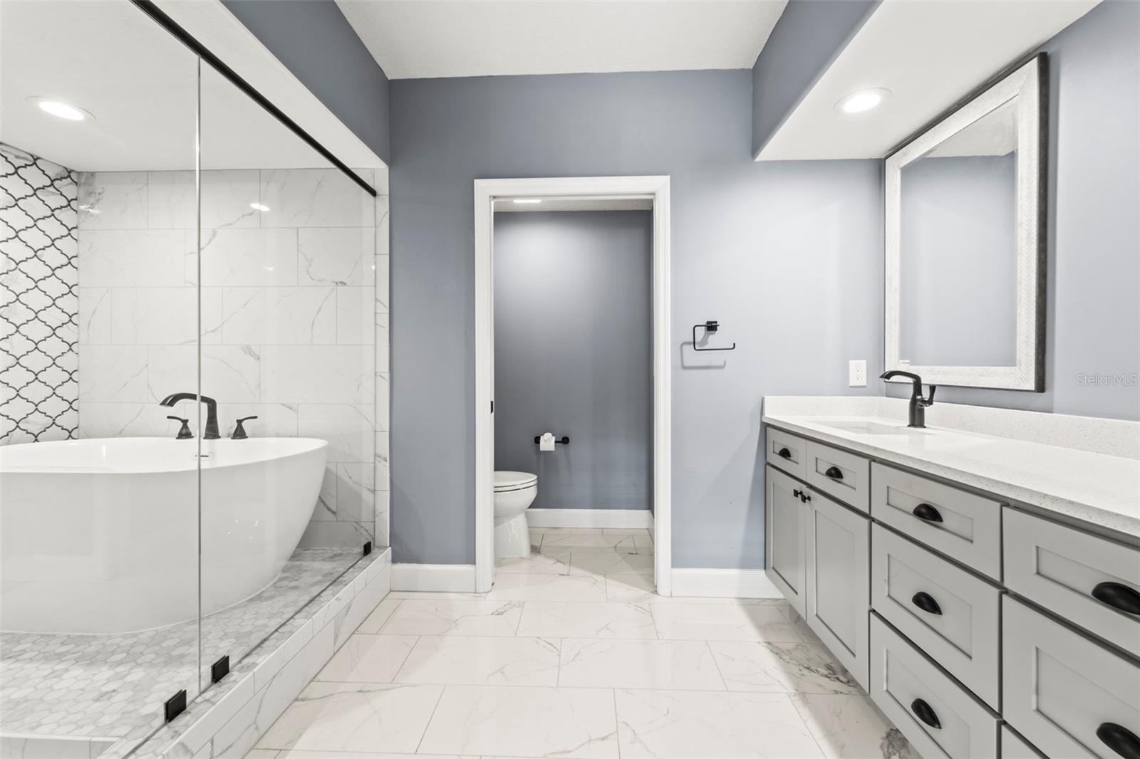 1645 PINELLAS BAYWAY S #B2, ST PETERSBURG, FL, 33715