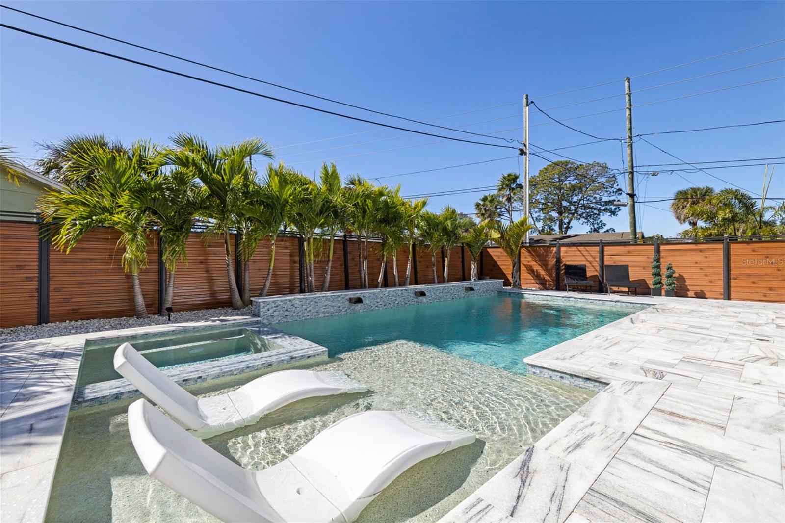 TB8467428 Property Photo