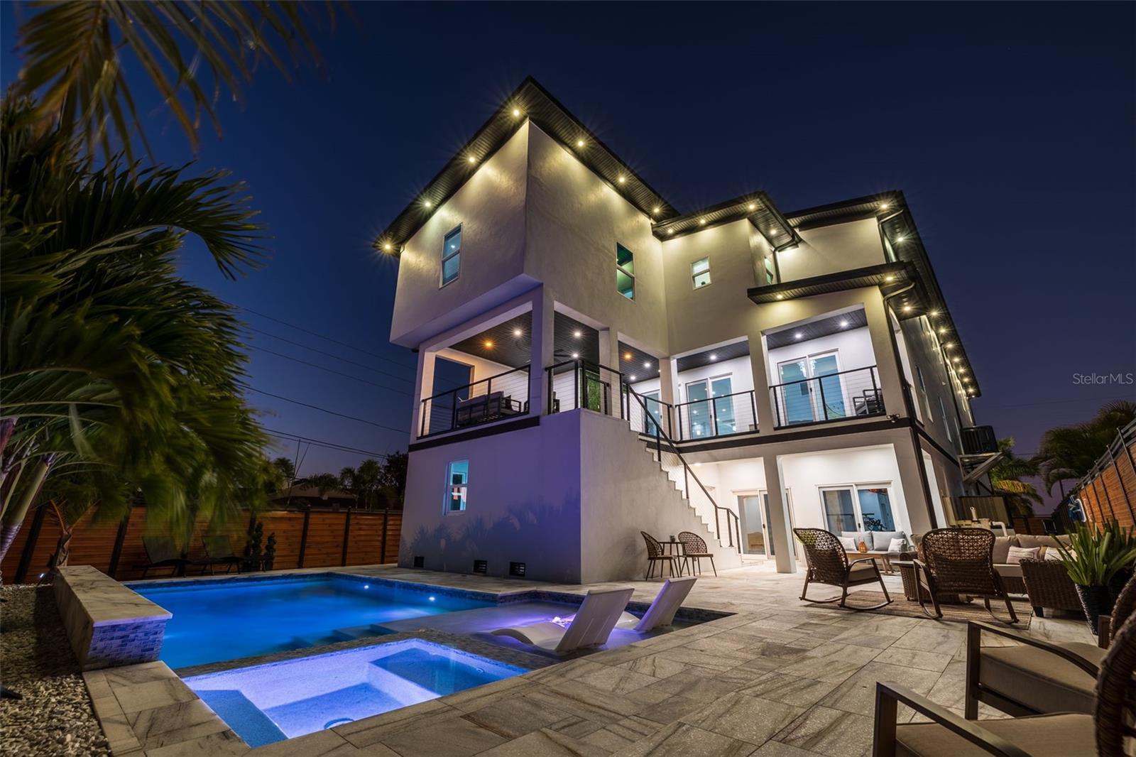 TB8467428 Property Photo