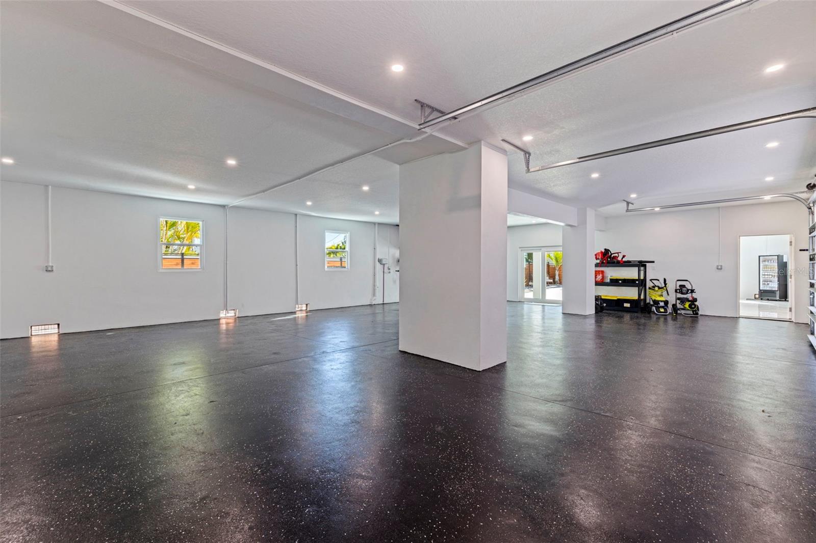 TB8467428 Property Photo