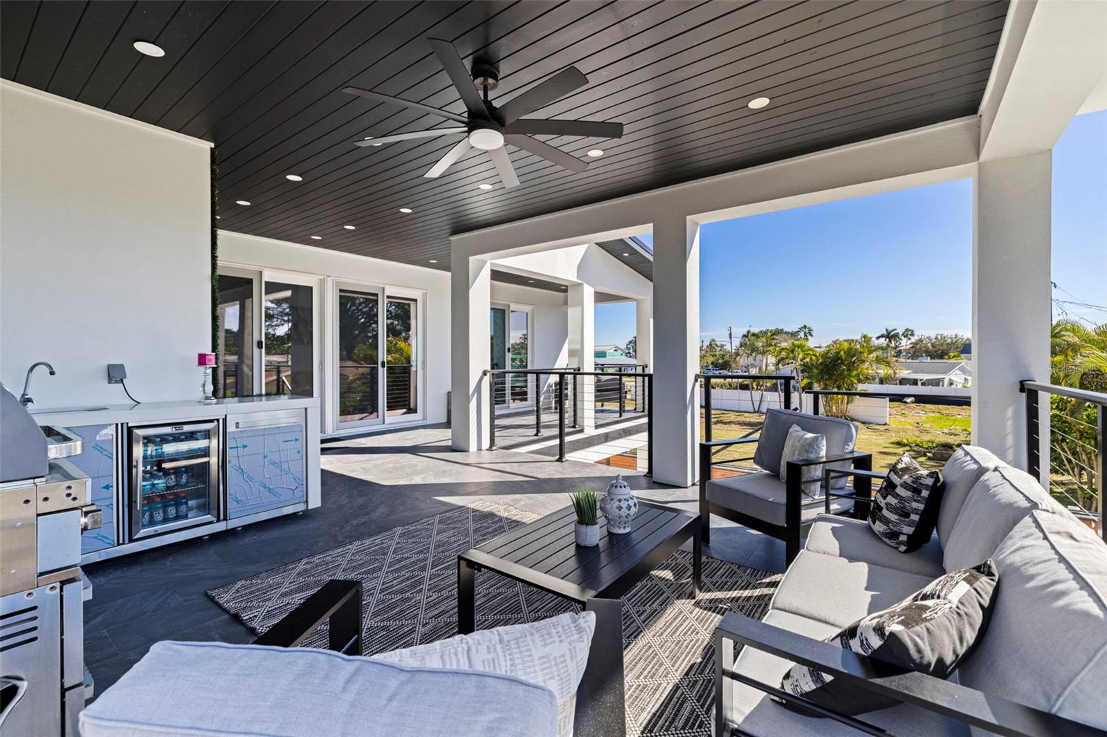 TB8467428 Property Photo