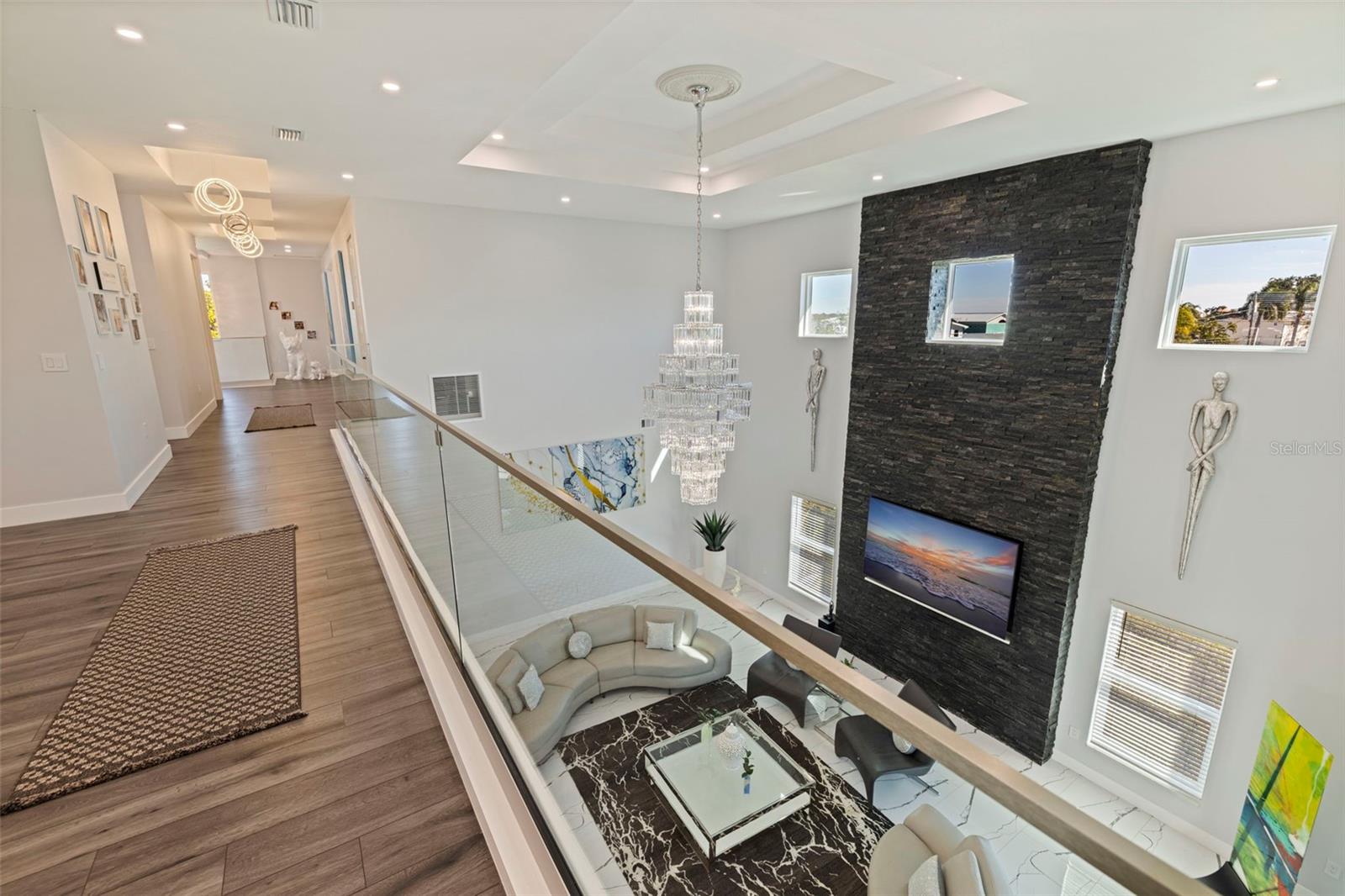 TB8467428 Property Photo