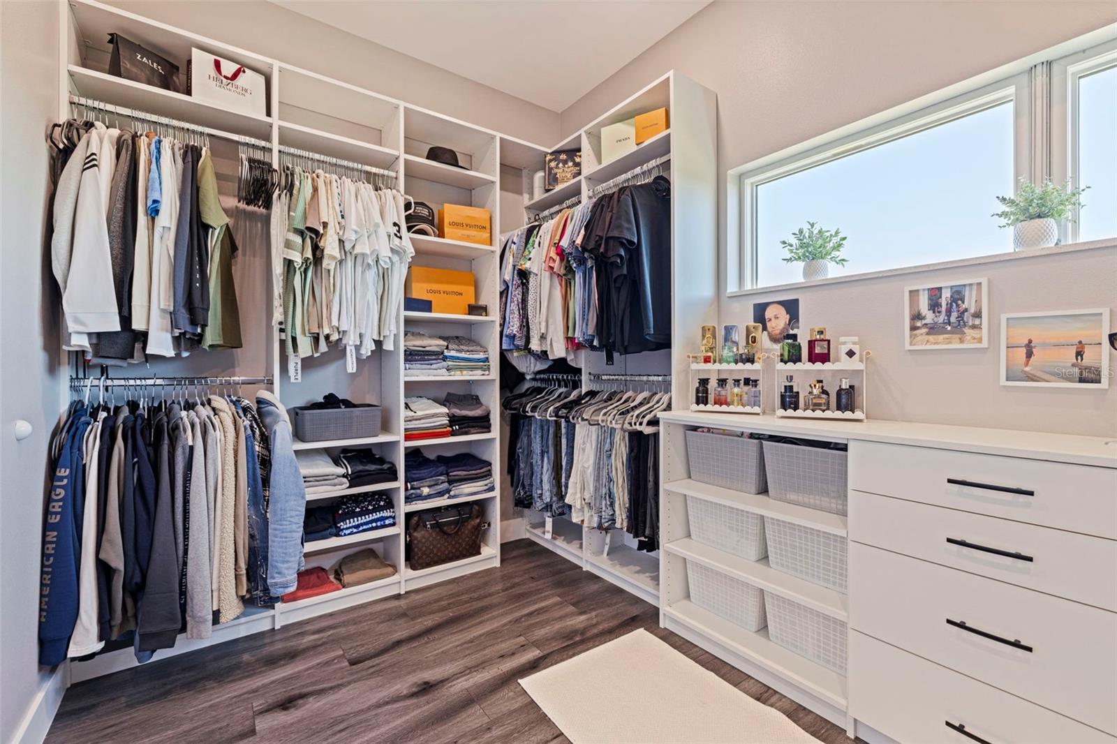 TB8467428 Property Photo