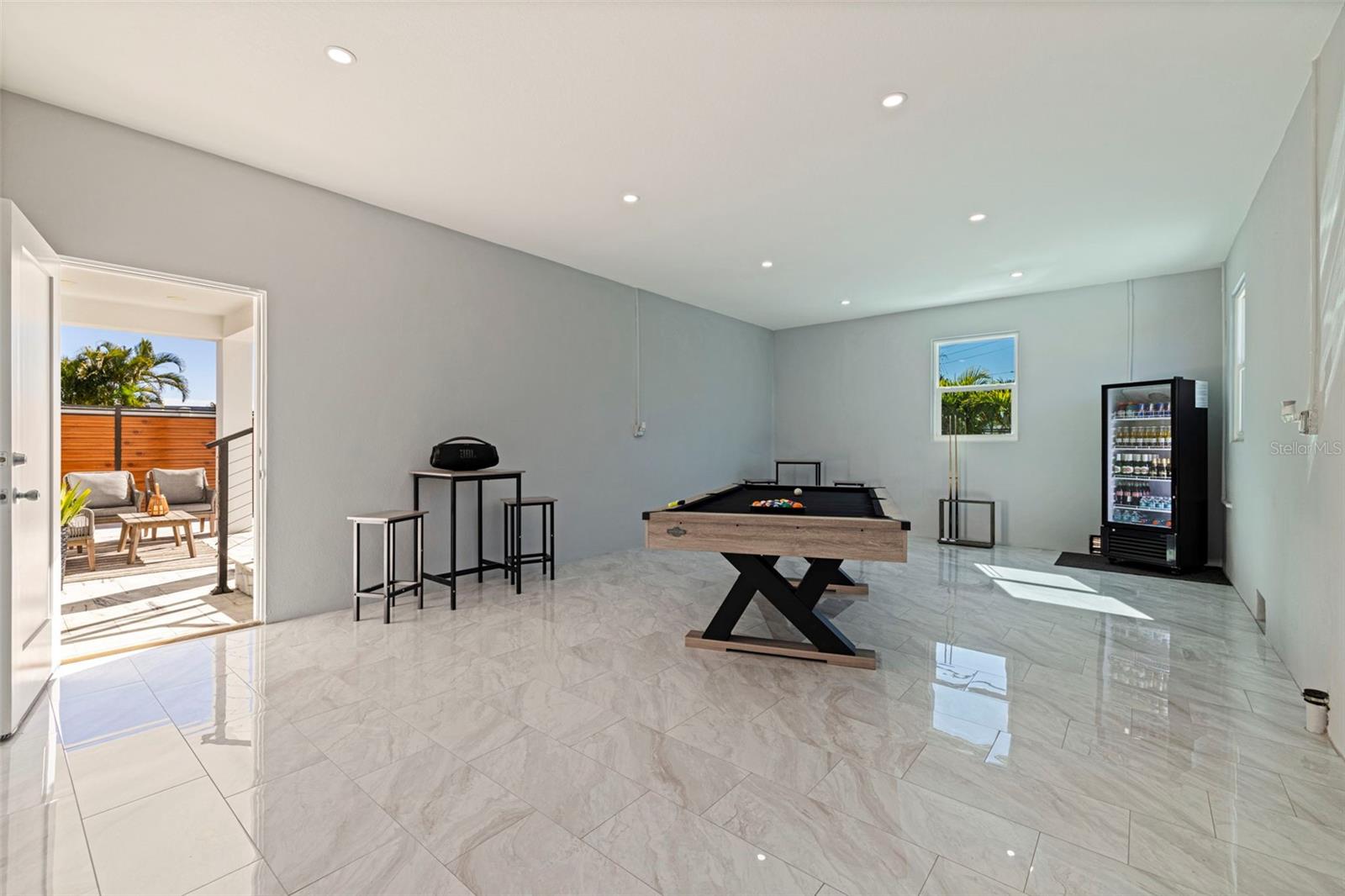 TB8467428 Property Photo