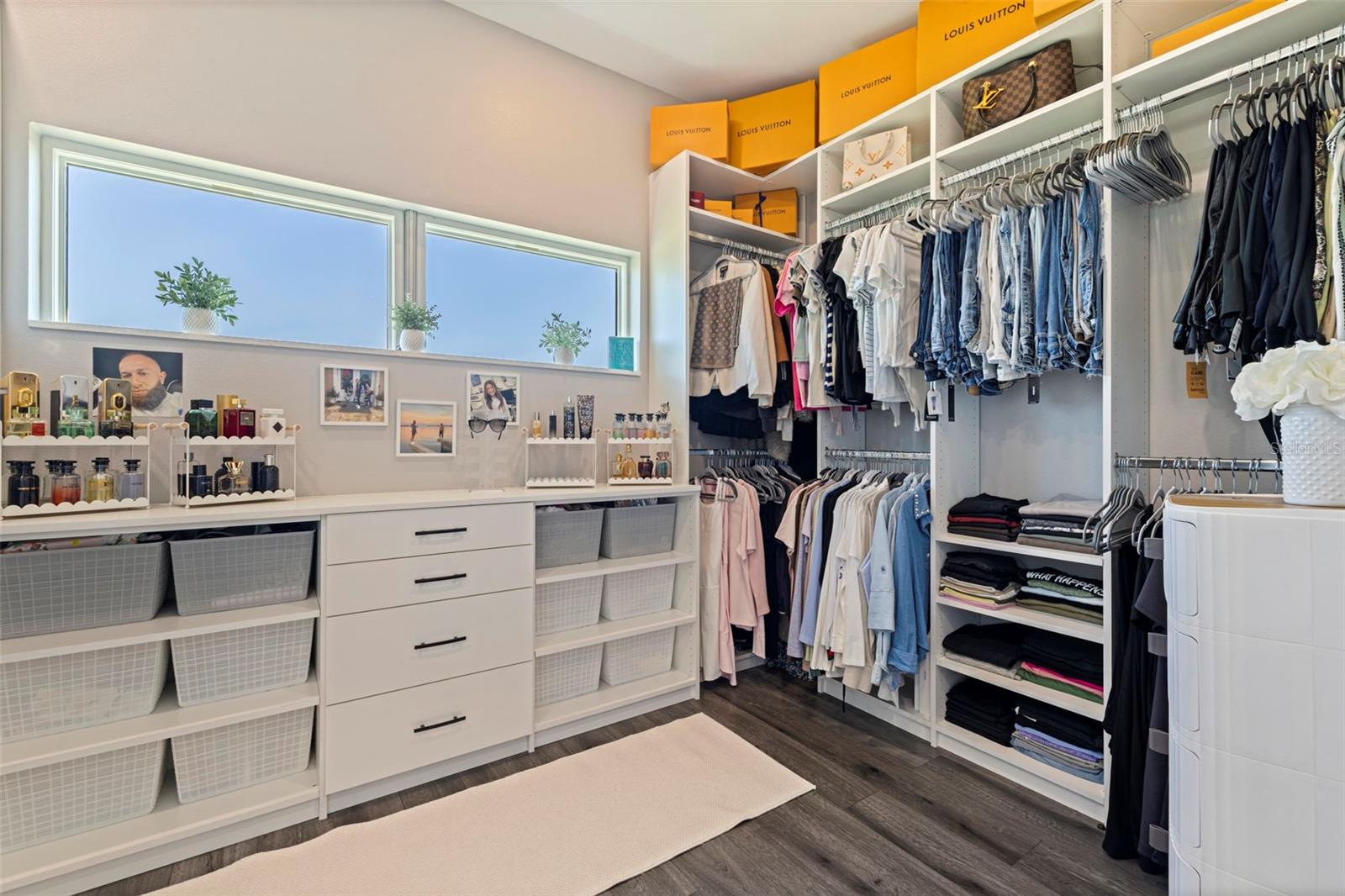 TB8467428 Property Photo