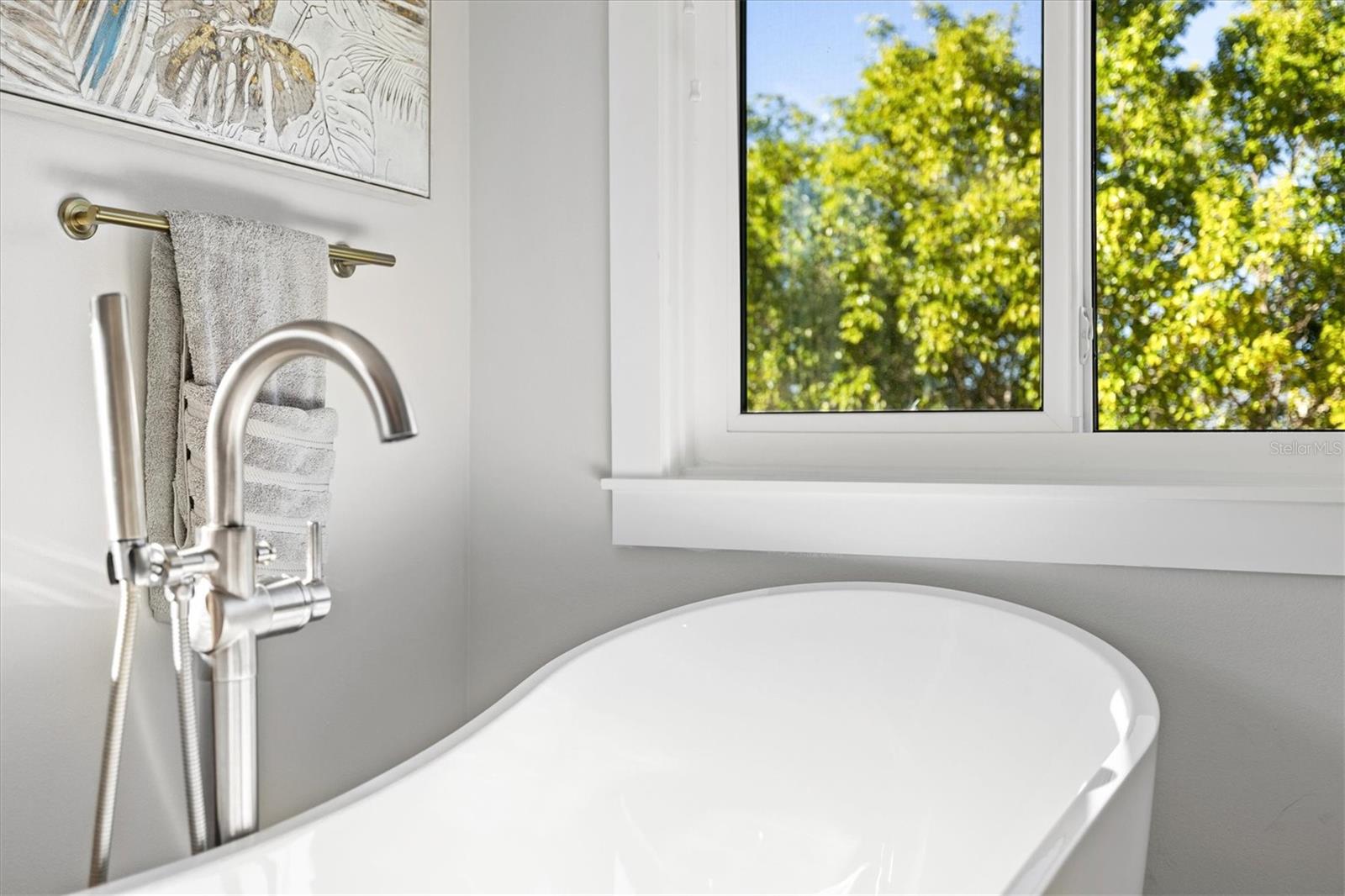 A4679359 Property Photo