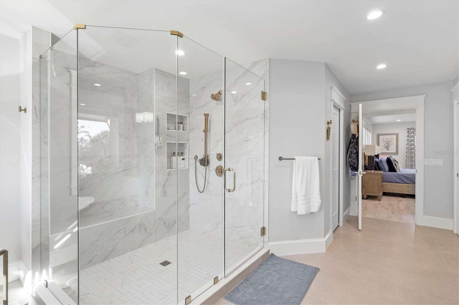 A4679359 Property Photo