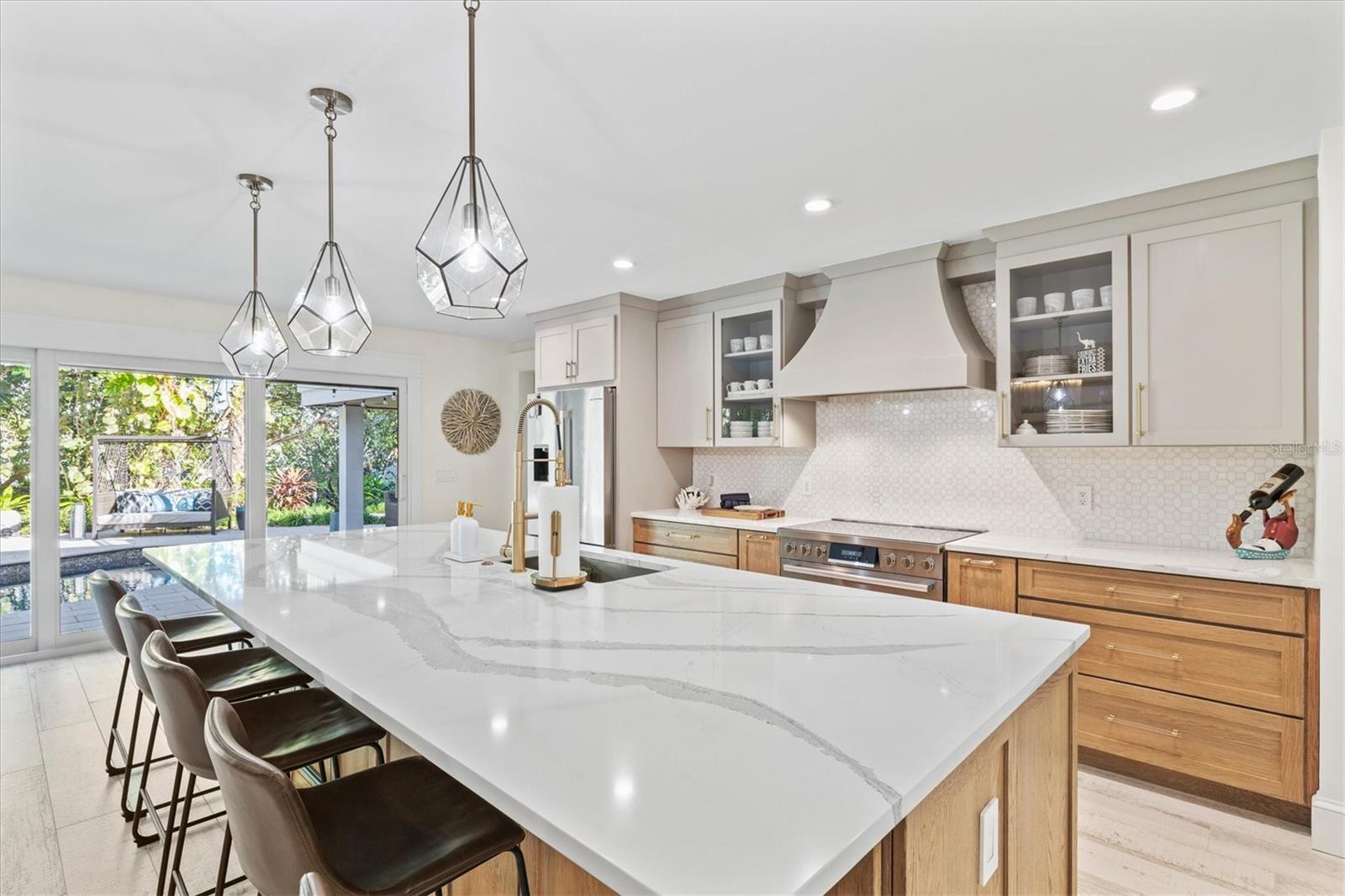 A4679359 Property Photo