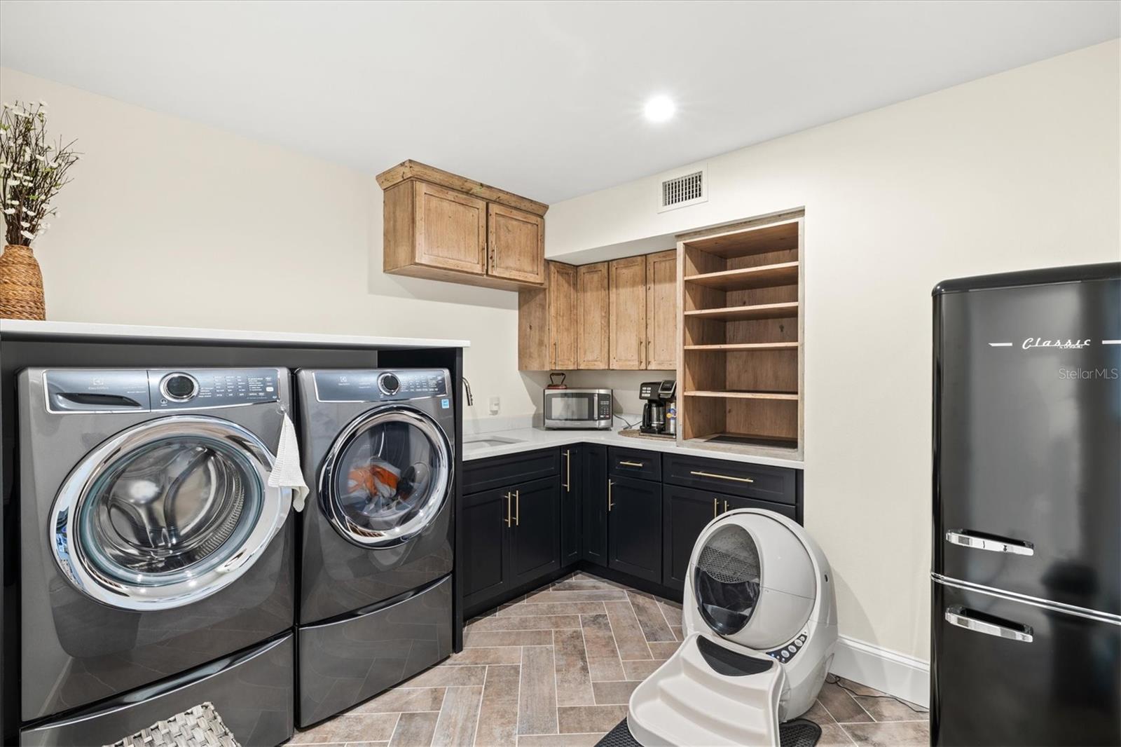 A4679359 Property Photo