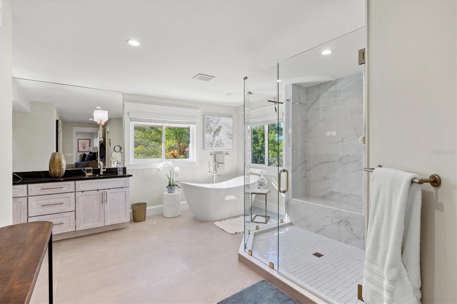 A4679359 Property Photo