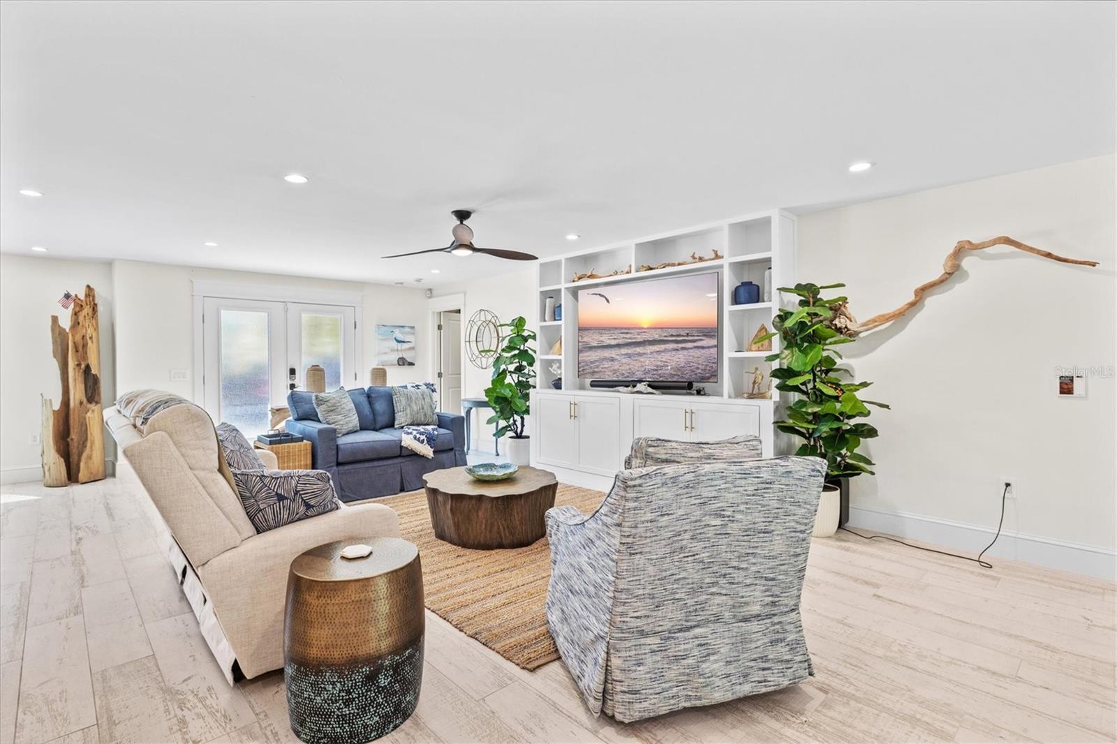 A4679359 Property Photo