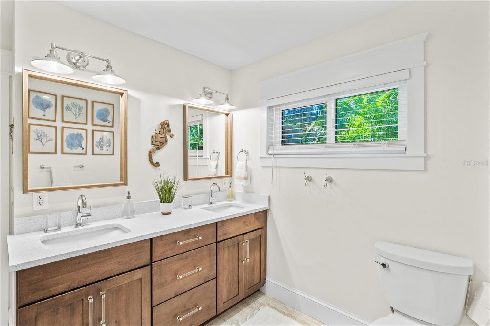 A4679359 Property Photo