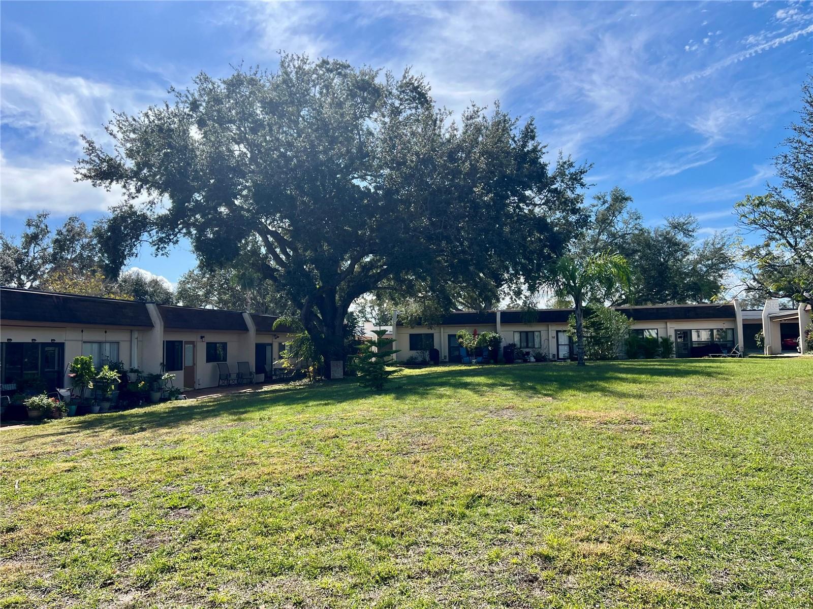 TB8467449 Property Photo