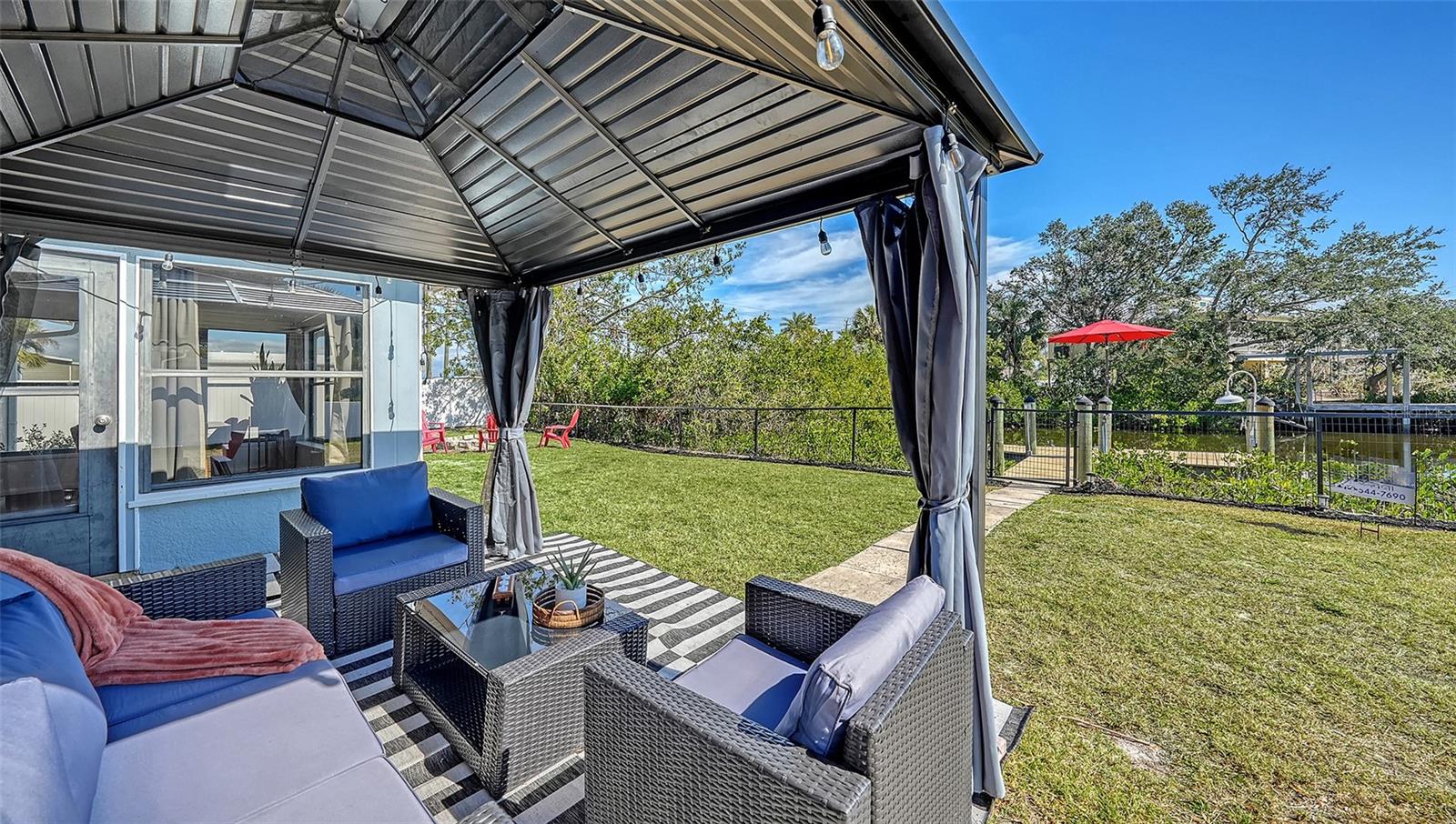 603 BARNES PKWY, NOKOMIS, FL, 34275