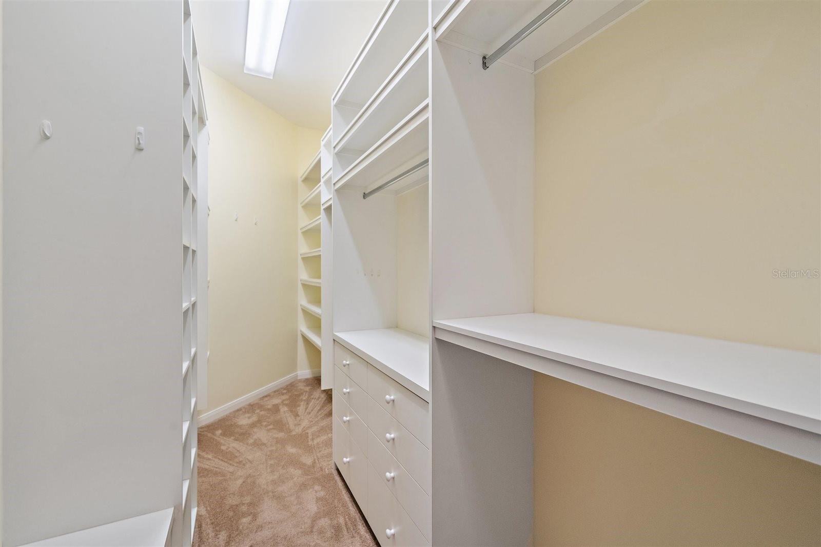 A4679365 Property Photo