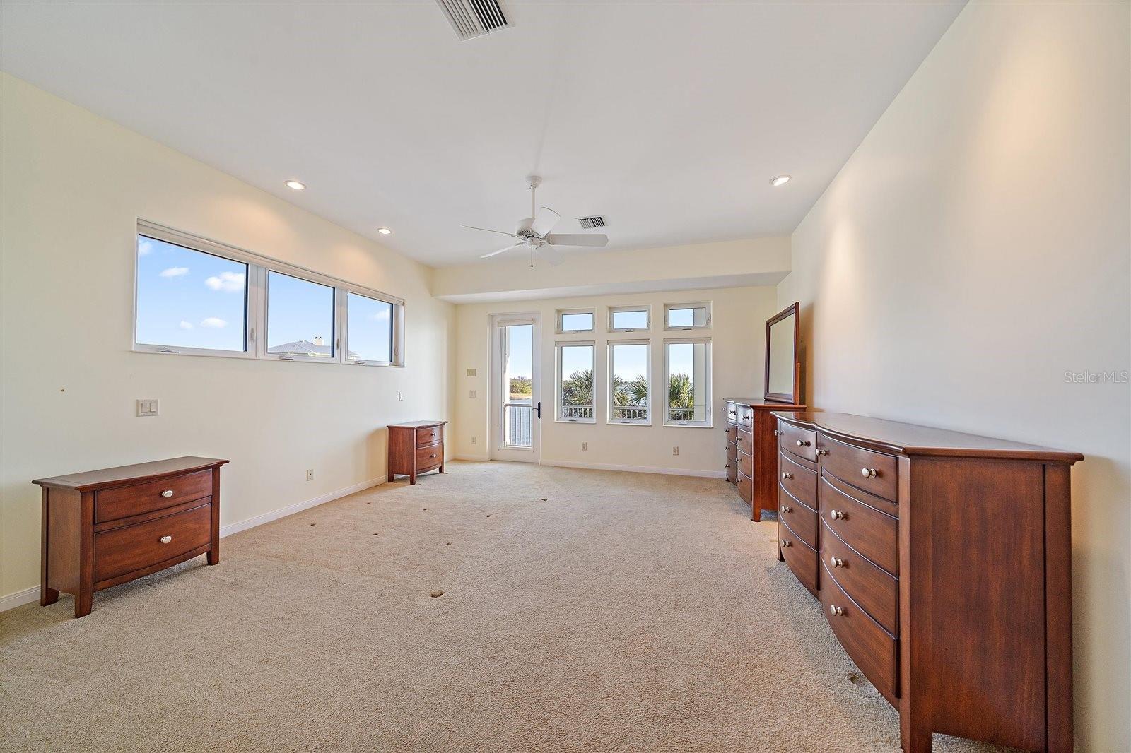 A4679365 Property Photo