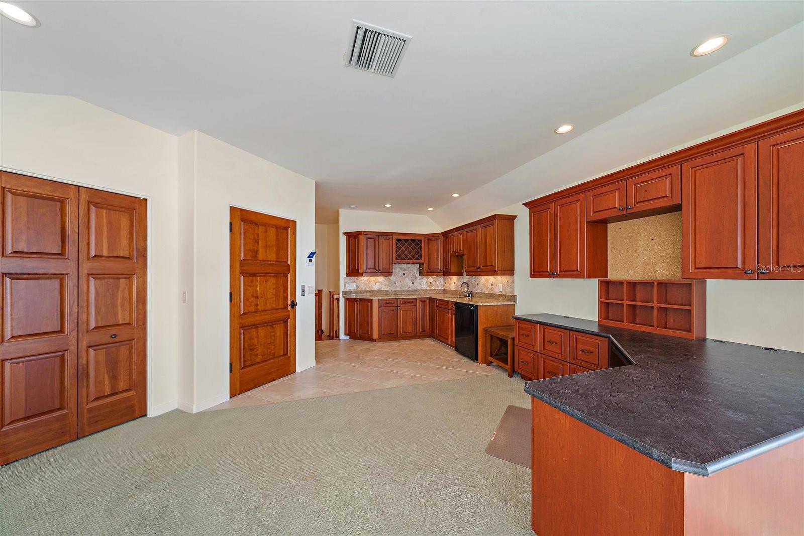 A4679365 Property Photo