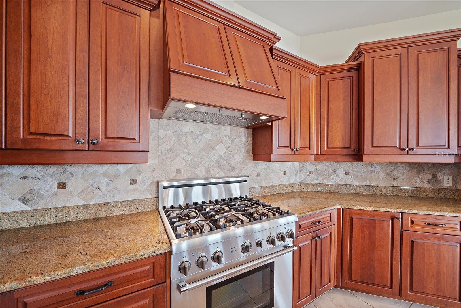 A4679365 Property Photo