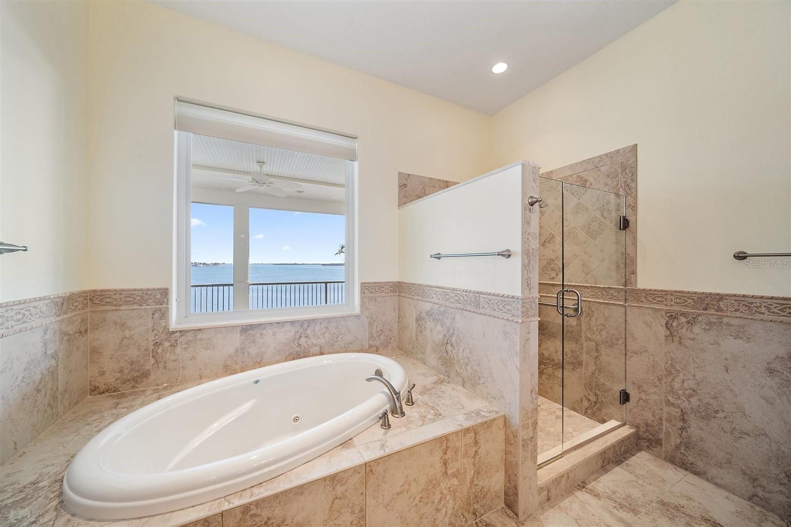 A4679365 Property Photo