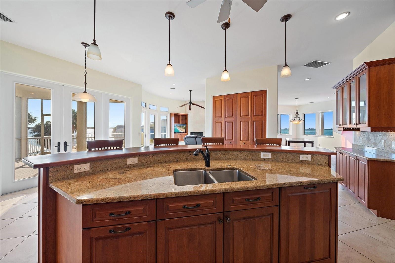 A4679365 Property Photo