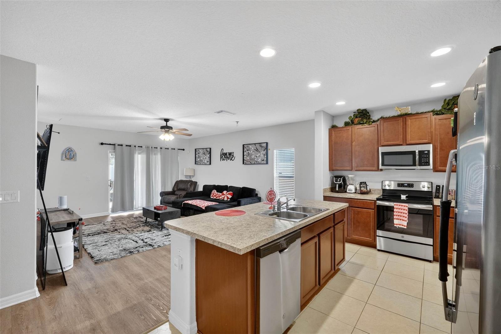 983 BENJAMIN TRL, DAVENPORT, FL, 33837