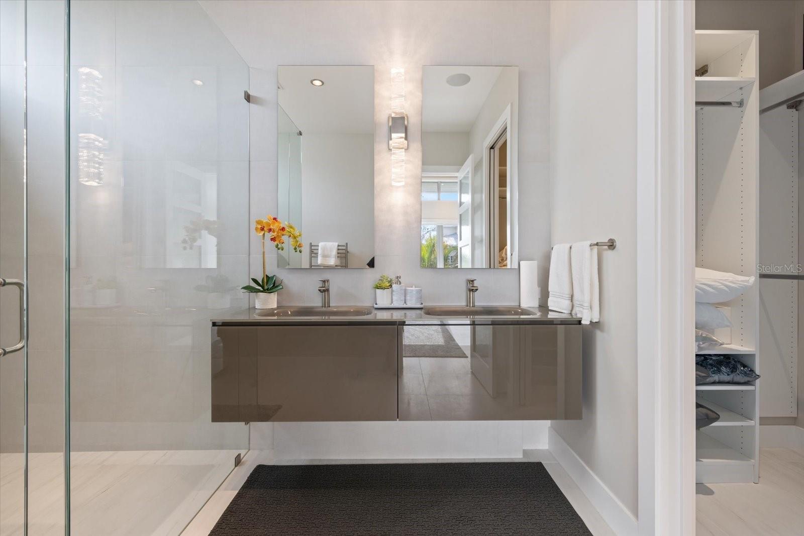 A4679376 Property Photo