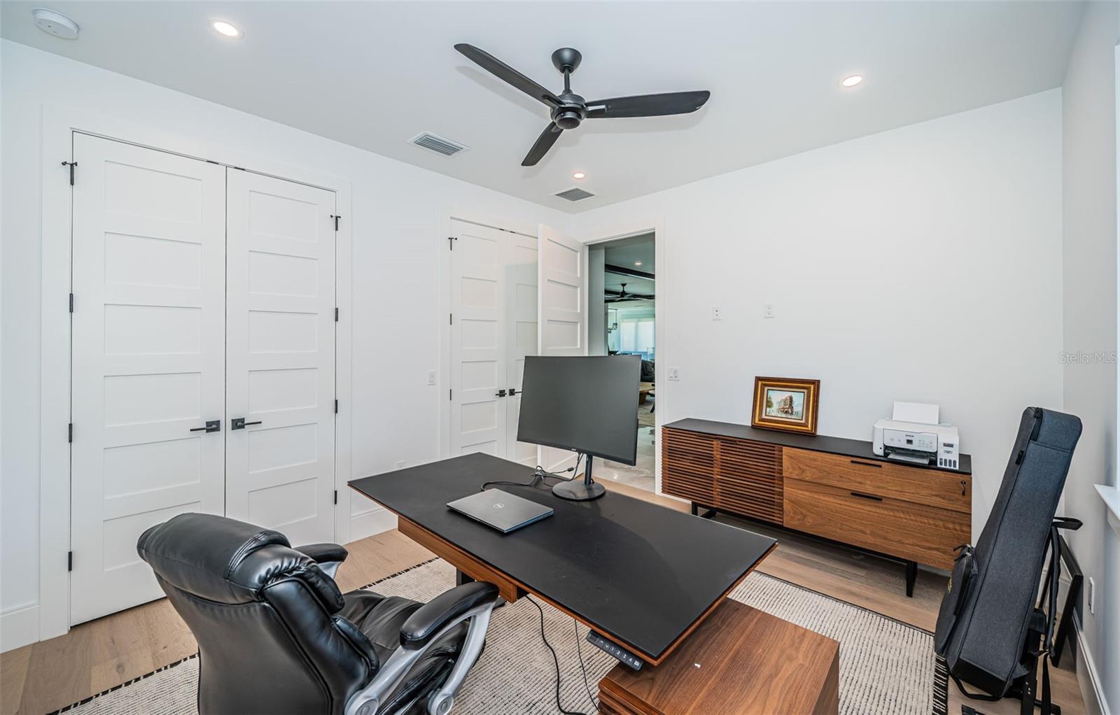 218 SYDNEY LN, REDINGTON SHORES, FL, 33708