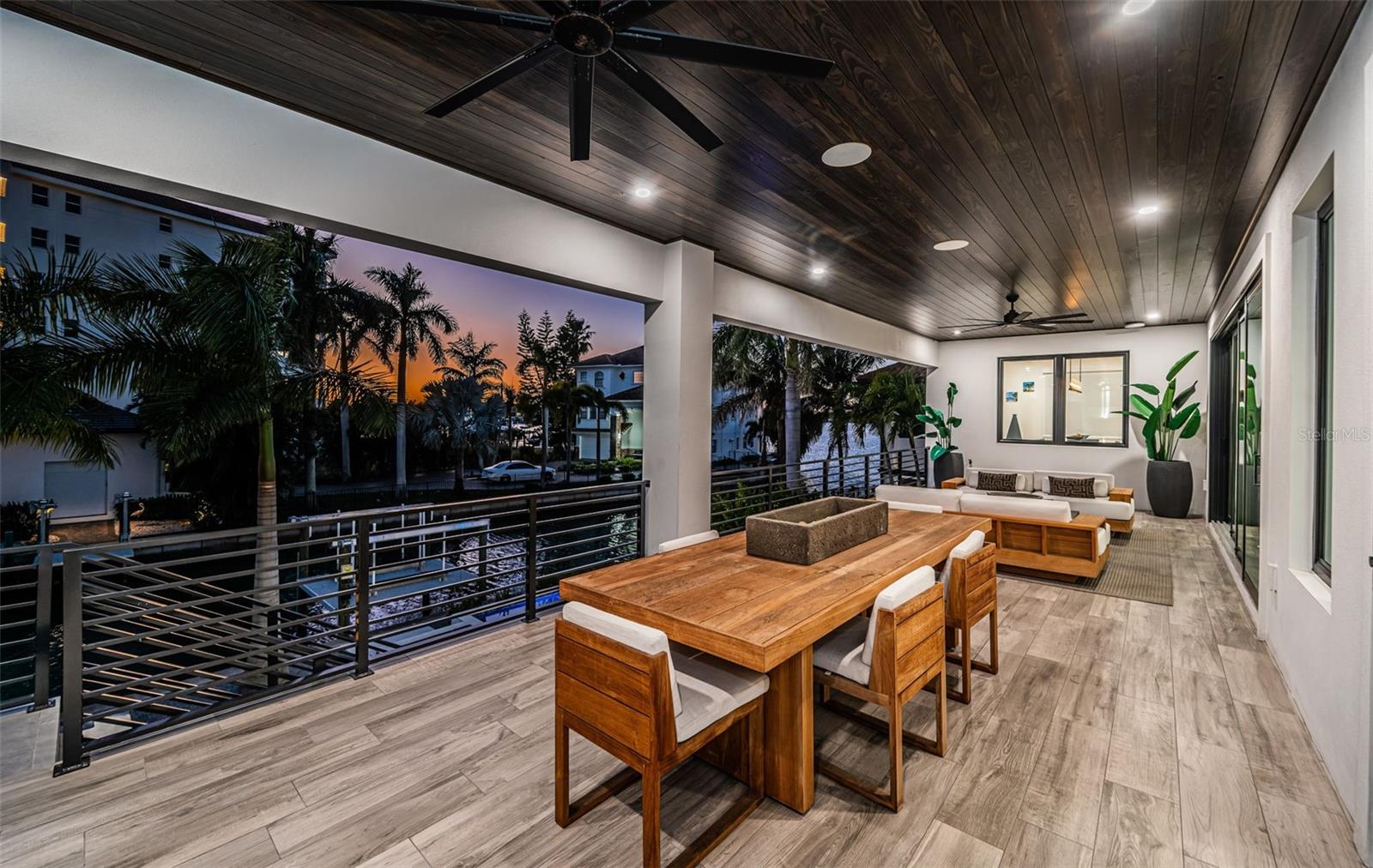 218 SYDNEY LN, REDINGTON SHORES, FL, 33708