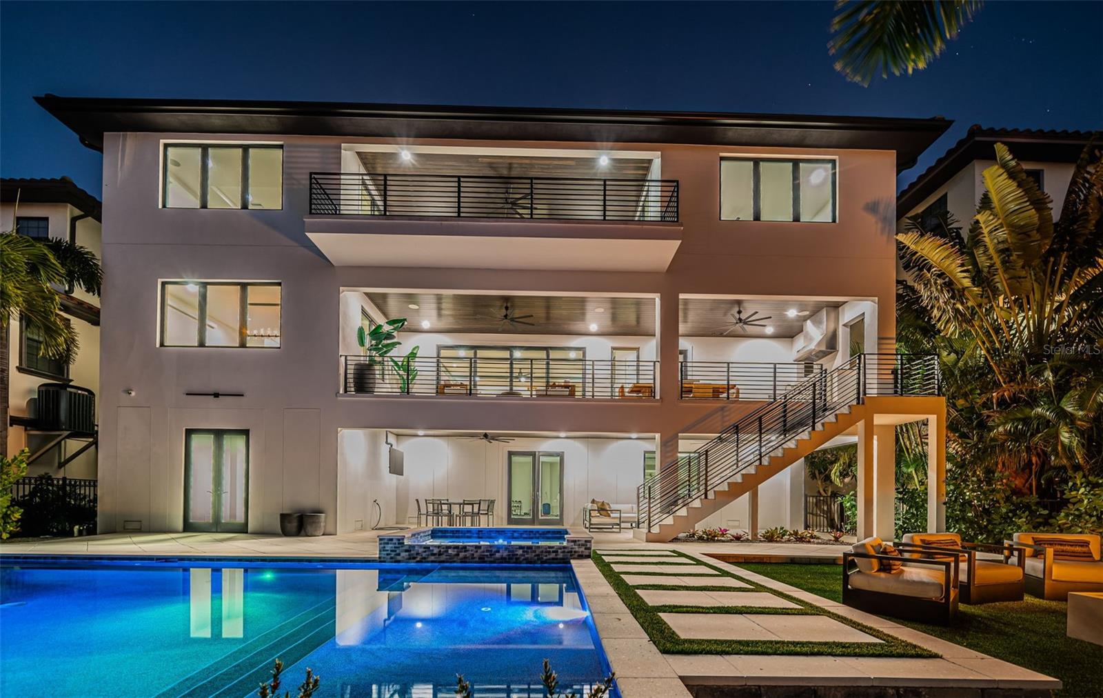 218 SYDNEY LN, REDINGTON SHORES, FL, 33708