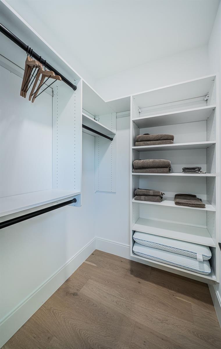 218 SYDNEY LN, REDINGTON SHORES, FL, 33708