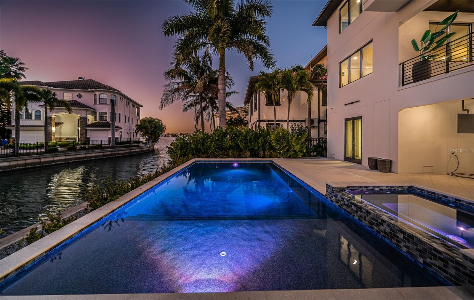 218 SYDNEY LN, REDINGTON SHORES, FL, 33708