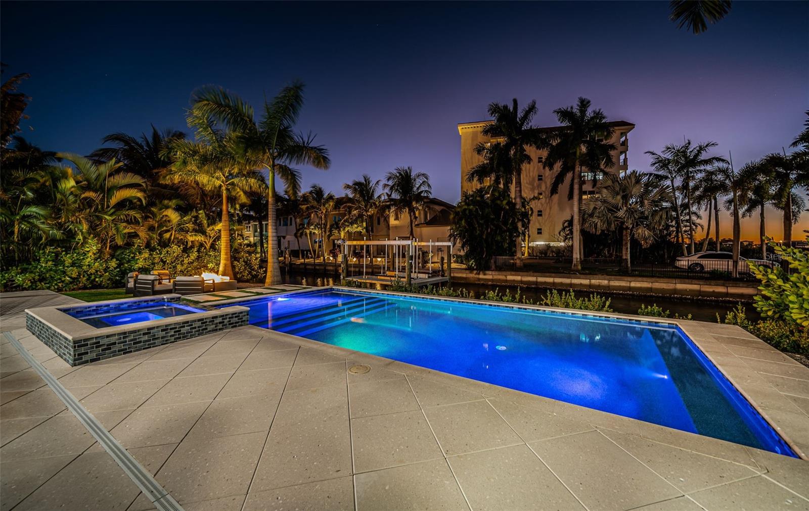 218 SYDNEY LN, REDINGTON SHORES, FL, 33708