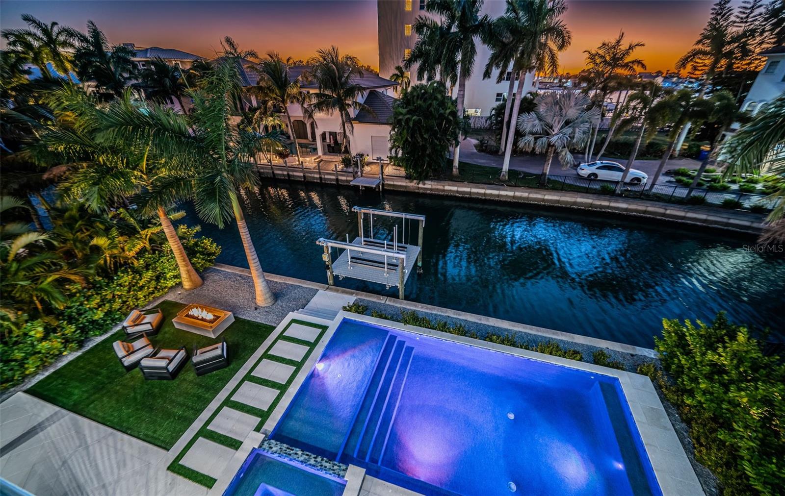 218 SYDNEY LN, REDINGTON SHORES, FL, 33708