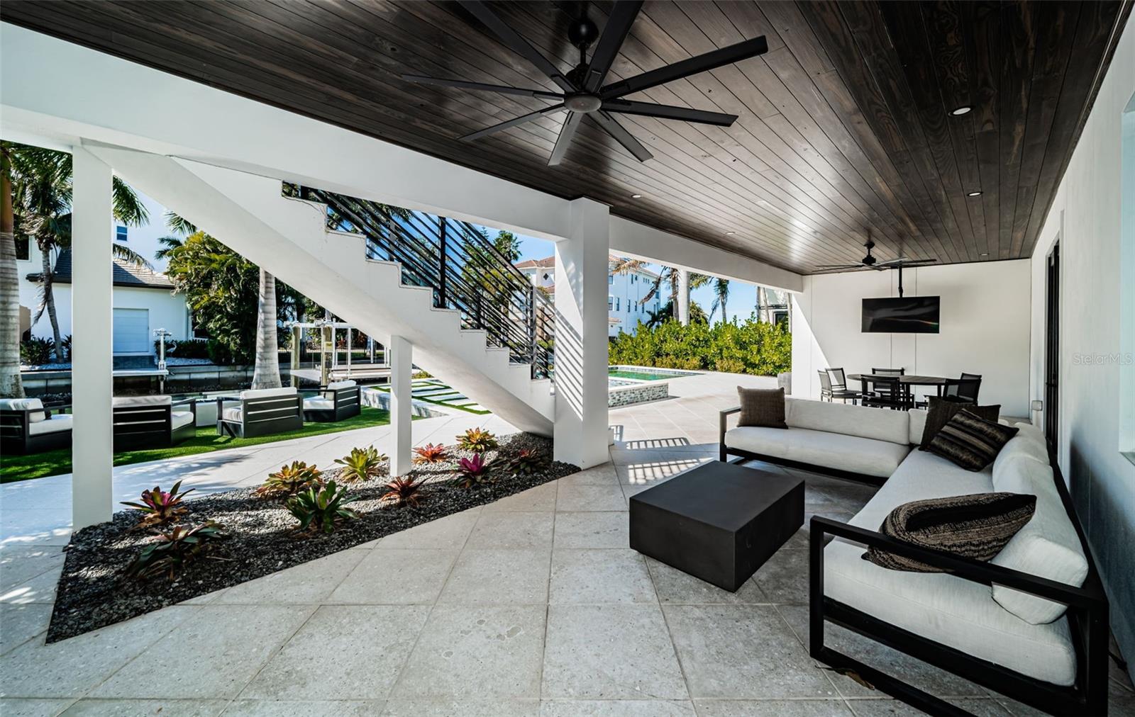 218 SYDNEY LN, REDINGTON SHORES, FL, 33708