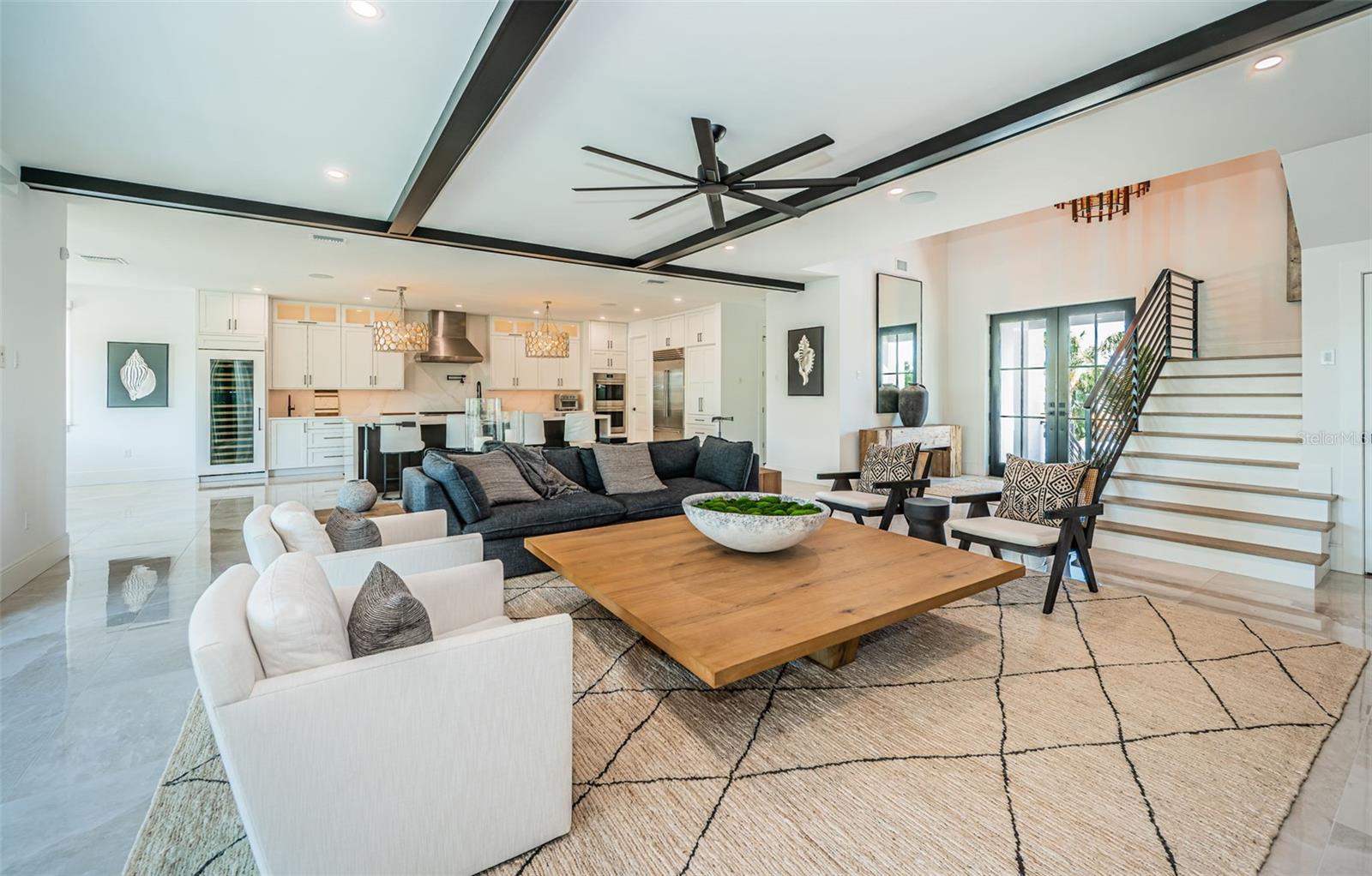 218 SYDNEY LN, REDINGTON SHORES, FL, 33708